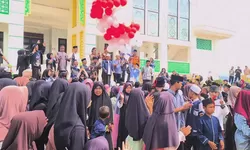 Haji Ansori Setiawan Santuni 1.200 Anak Yatim : Yatim Gembira Agenda Rutin!
