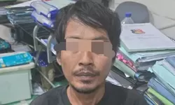 Pelaku Pencungkilan Mata di Acara Vespa Gunung Putri Menyerahkan Diri Ke Polres Bogor : Diantar Ibunya 
