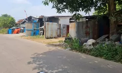 Dinilai Cemari Lingkungan dan Diduga Tidak Mengantongi izin, Lapak Drum di Cicadas Akan Segera Ditindak!