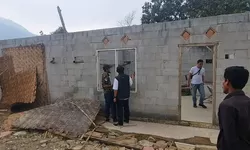 Kampung Mulyasari Sukamakmur Terisolir! Gedung Sekolah Ambruk, Pemkab Bogor Kemana?