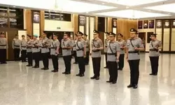 Sebanyak 17 Pati Polri Melangsungkan Kenaikan Pangkat dan Sertijab