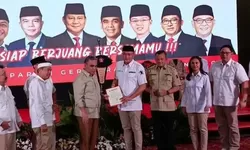 Rudy Susmanto Terima Surat Tugas Bacabup Bogor 2024, Ahmad Muzani : Kabupaten Bogor Sangat Istimewa