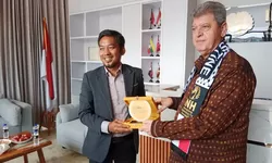 Dubes Palestina Zuhair Al-Shun Sambangi Kantor International Networking for Humanitarian
