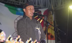 Asmawa Tosepu Ajak Masyarakat Ikut Melestarikan Budaya Wayang Golek