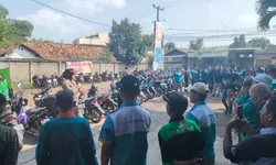 Upah Tak Kunjung Dibayarkan, Ratusan Karyawan PT LEKJ Melakukan Aksi Demo
