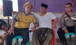 Tampil Sederhana, Habib Zaky Al Hadad Ikut Meriahkan Tournamen Sepak Bola Kades Cup 2024