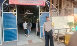 Pastikan Aman, Polsek Gunung Putri Lakukan Pengamanan Gereja Dalam Rangka Hari Kenaikan Isa Almasih