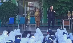 Kolaborasi PWI Kabupaten Bogor dan SMPN 1 Bojonggede, Ajak Para Siswa Bijak Dalam Bermedsos