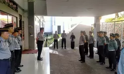 Meningkatkan Kinerja Organisasi, Kalapas Sentul Berikan Motivasi Para Pegawai Dalam Apel Pagi