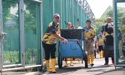 Wujudkan Pemasyarakatan Bersih dan Sehat, Lapas Cibinong Laksanakan Gotong Royong Bersihan lingkungan