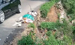 Kondisi Akses Jalan Sukamakmur Rawan Longsor! Ini Penanganan Yang dilakukan Pihak Kecamatan