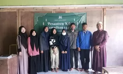 PKBM Ibnu Rusy Gelar Sanlat Di Desa Tugujaya