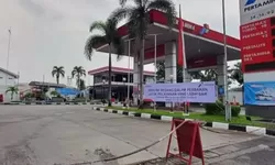Palsukan BBM, SPBU Cimanggis Depok di Tutup! 