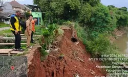 Perum Vila Nusa Indah 2 Terancam Banjir, Akibat Bantaran Sungai Cileungsi Longsor 30 Meter