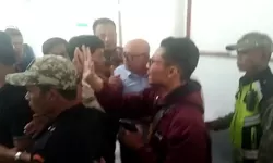 Musyawarah Aliansi Masyarakat Terkait Infras Jalan dan Jembatan Cigudeg Berujung Adu Fisik Dengan Pihak UPT