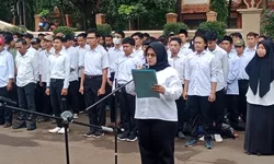 906 Anggota PTPS Di Kecamatan Gunung Putri Diambil Sumpah Beserta Janji