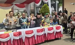 30.000 Miras Dimusnahkan Polres Bogor