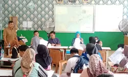 Kartu Bogor Cerdas Janji Bupati Bogor, Direalisasikan di SMP Negeri 1 Gunung Putri.