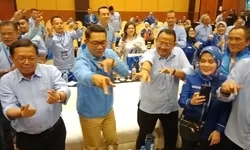 Ridwan Kamil Hadir Di Acara Pembekalan Calon Legislatif partai Demokrat DPRD provinsi Jawa Barat
