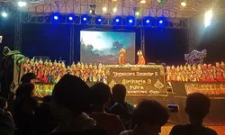 Meskipun Sempat di Guyur Hujan, Ribuan Pasang Mata Turut Hadir Dalam Pegelaran Wayang Golek di Desa Nagrak