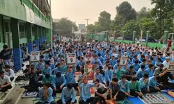 Haru! Seluruh Siswa Siswi Yayasan pendidikan islam Assa’adah Desa Bojong Nangka Laksanakan Sholat Ghoib untuk Korban Palestina