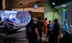 Caleg Demokrat Provinsi Jabar VI Saiful ST, Bagikan 15000 Liter Air bersih di Desa Tlajung Udik