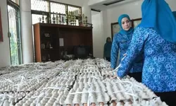 Pemkab Bogor Bagikan 60 ribu butir telur ke 12 kecamatan