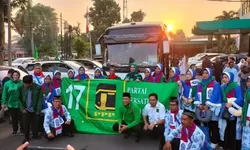 Elly Rachmat Yasin melepas 19 jamaah Umrah