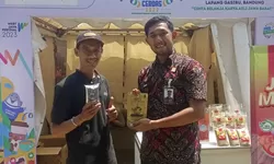 Produk Unggulan Rutan 1 Depok, disambangi Direktur Jendral Pemasyarakatan saat West Java Festival 2023.