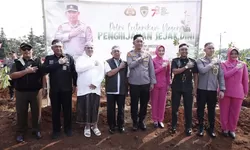 Hadapi Ancaman Pemanasan Global Pemkab Bogor Bersama Polres Bogor Gelar Penghijauan.