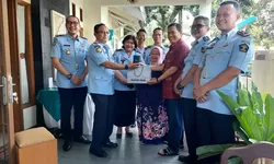 Perkuat tali silaturahmi, Karutan Depok sambangi kediaman sesepuh Kemenkumham.