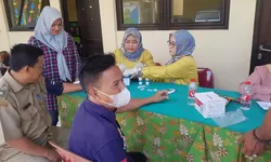 Skrining kesehatan penyakit tidak menular (PTM), di Desa Nagrak.