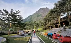 Ki Demang Coffee dan Resto, Tempat Nongkrong Instagramable di Sukamakmur Bogor dengan View Gunung Batu