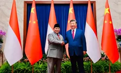 Xi Jinping dan Prabowo Sepakat Perkuat Kerja Sama Indonesia–Tiongkok di Beijing