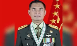 Letjen TNI (Purn) Bambang Ismawan, Eks Kasum TNI Lulusan Akmil 1988 dengan Rekam Jejak Militer Gemilang