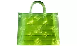 Tas Louis Vuitton Mini Seukuran Butiran Garam Terjual Seharga Rp993 Juta, Rekor Baru Dunia Fashion