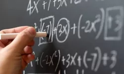Belajar Matematika Bernalar: Alasan Konsep Pindah Ruas hingga Pecahan Sering Disalahpahami