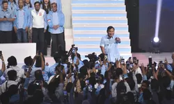 Prabowo Doakan Timnas Indonesia Buat Kejutan Lawan Australia