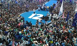 Prabowo Subianto Salut Puluhan Ribu Warga Jabar Setia Menunggunya Meski Hujan