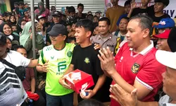 Bikin Bangga Warga Kota Bekasi, Pemain Terbaik AFF U-16 Asal Cikunir Dapat Penghargaan dari Tri Adhianto