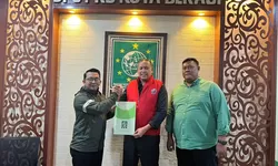 Terima Surat Keputusan Partai, PKB Resmi Usung Tri Adhianto Sebagai Calon Walikota Bekasi di Pilkada 2024