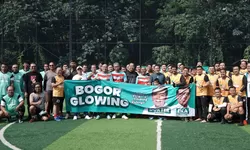 Seru-Seruan 15 Tim Alumni SMA 3 Kota Bogor Meriahkan Mini Soccer Rayendra Cup 2024