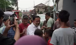 Dedikasi Penuh untuk Serap Aspirasi, Dokter Rayendra Terapkan Nguriling agar Lebih Dekat dengan Warga
