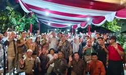 Gelar Deklarasi di Kediaman Mas Tri, Ratusan LPM Kota Bekasi Kompak Dukung Tri Adhianto-Harris Bobihoe di Pilkada 2024