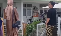 Baim Wong Keciduk Curi-curi Pandang pada Paula Verhoeven, Warganet: Keliatan Nyeselnya Kan Tuh