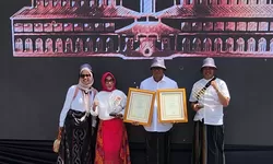 Pemkab Bogor Raih Dua Penghargaan Bergengsi untuk Sistem Informasi Industri Nasional SIINas