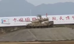Insiden Tank VT4 di Zhuhai Air Show 2024: Tanda Tanya Besar atas Kehandalan Militer China