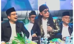 Timbul Kontroversi: Gus Miftah Minta Maaf Setelah Sebut Tukang Es Teh 'Goblok'  dalam Video yang Viral