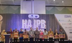 14 Alumni Terpilih Berprestasi Terima Penghargaan di HA IPB Awards 2024