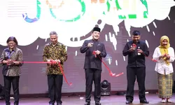 Wakil Wali Kota Bandung Buka Maranatha Job Fair 2025, Dorong Sinergi Tekan Angka Pengangguran